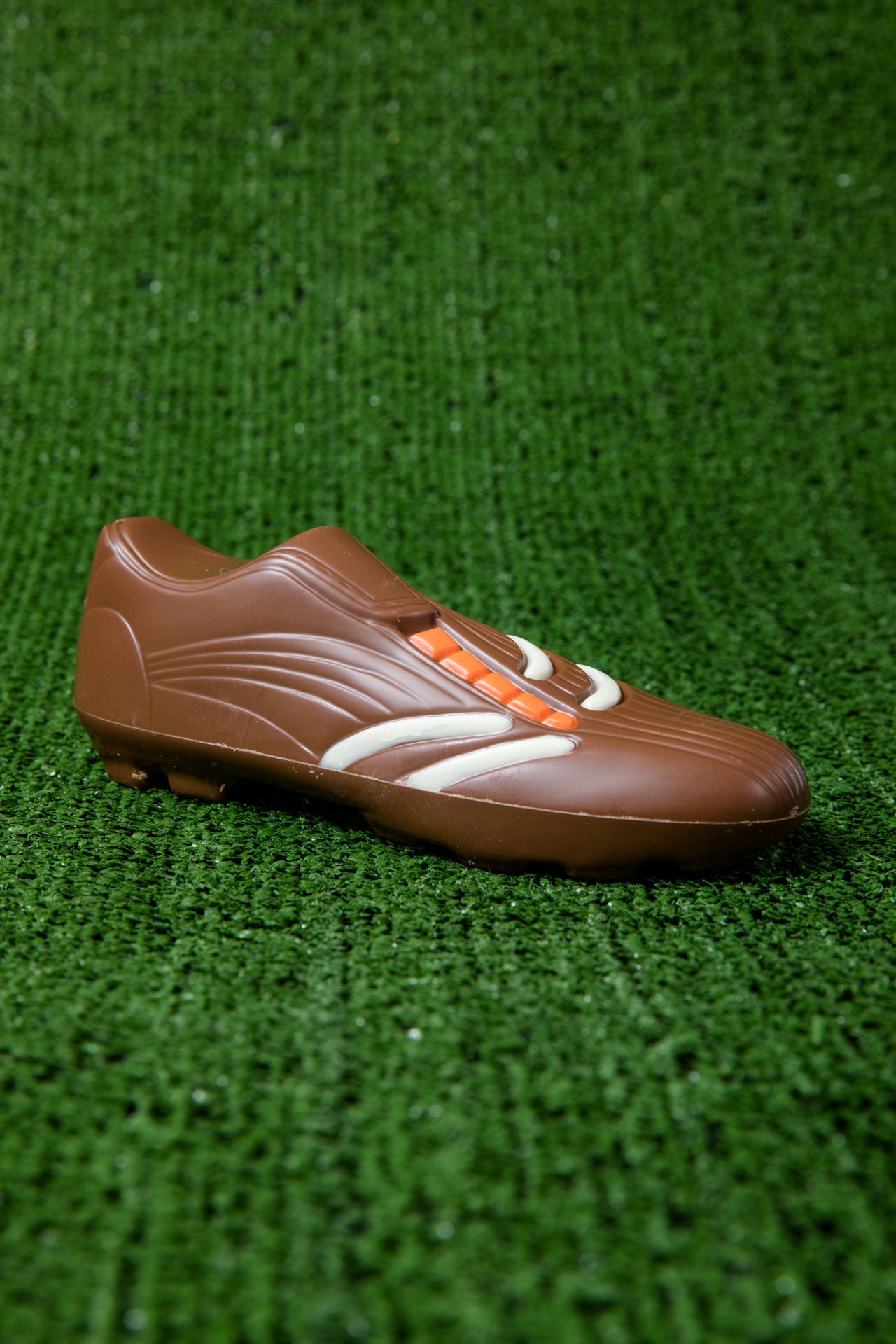 Milk Chocolate Football Boot 100g