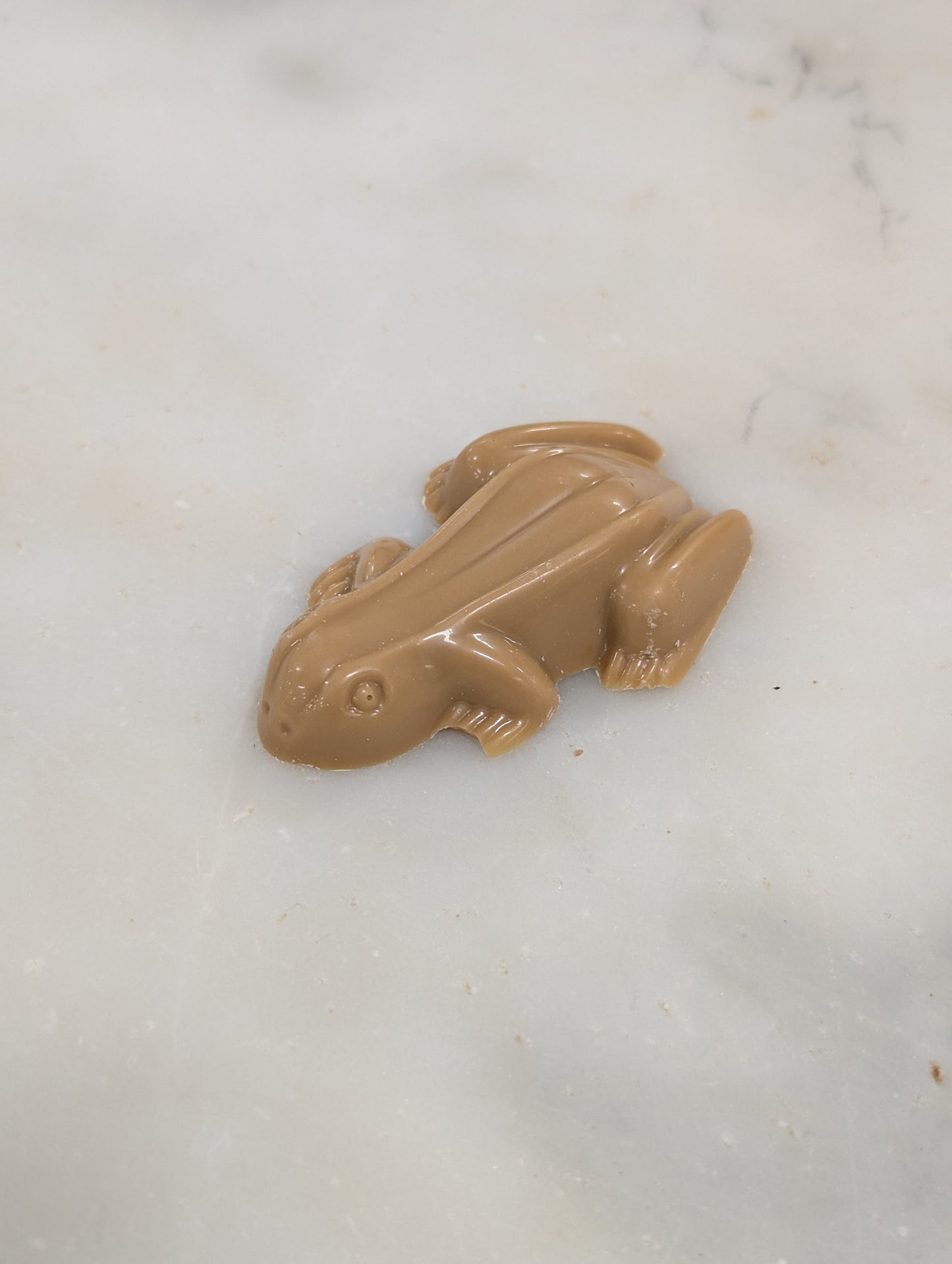 Caramelised White Choc Frog (Single)