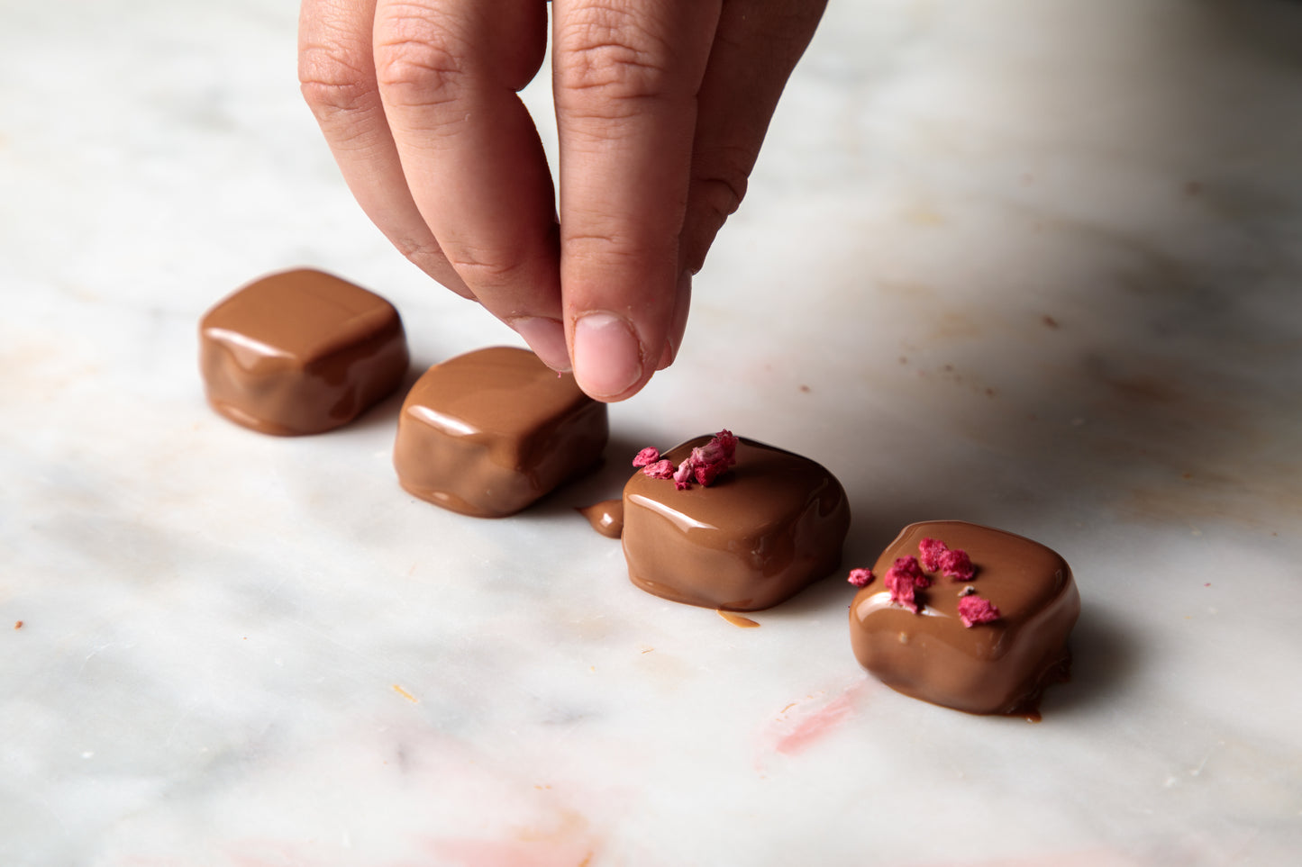 The Works Praline Collection (24 Piece)