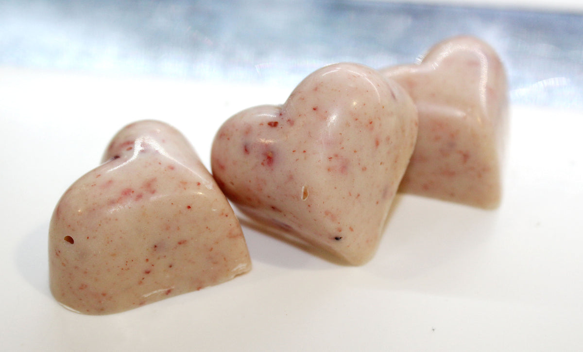 White Chocolate Freeze Dried Strawberry Hearts Loose