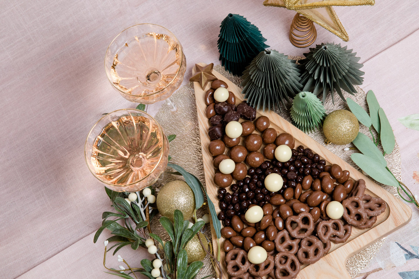 Dark Chocolate Macadamias